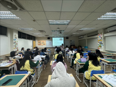 1132學期「杏壇芬芳獎跨域教學分享」講座(搭配「教育議題專題」)